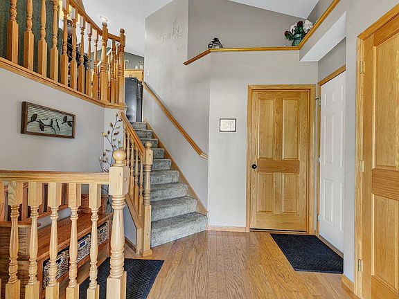 2nd image of 434 Cedarwood Ct