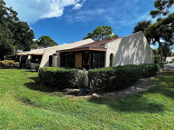 4th image of 3677 Longmeadow #16