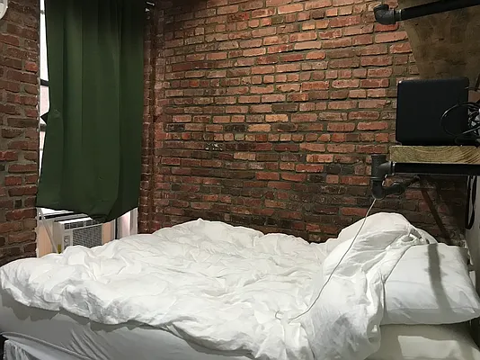 Rented by Triumph Property Group | media 14