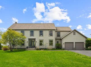 1443 Sunflower Ct, Grayslake, IL 60030