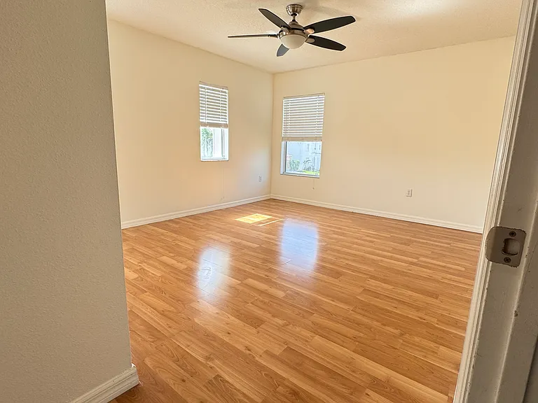 9944 Chorlton Cir — Photo 20