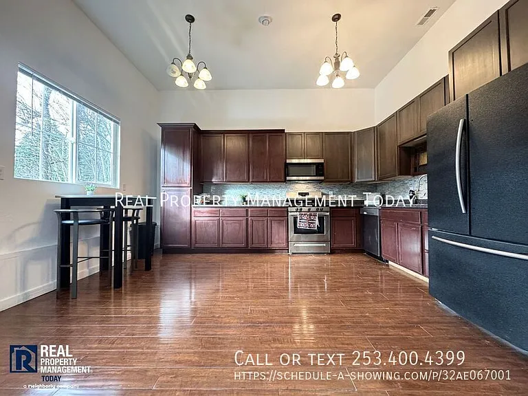 2817 9th St SW #2 — Photo 5