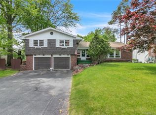 67 Sunset Ridge Dr, East Hartford, CT 06118