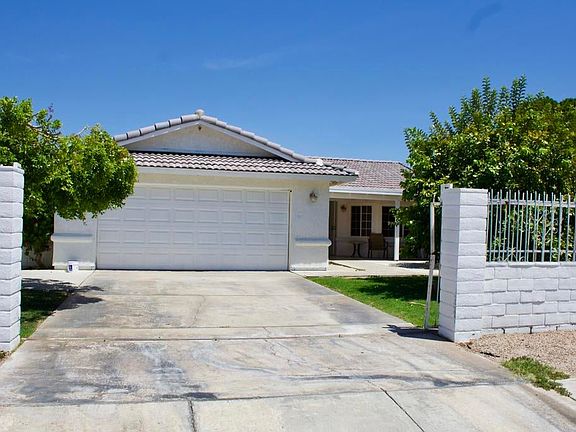 2nd image of 30650 Avenida Del Yermo
