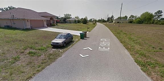 3rd image of 2509 NE 19th Pl