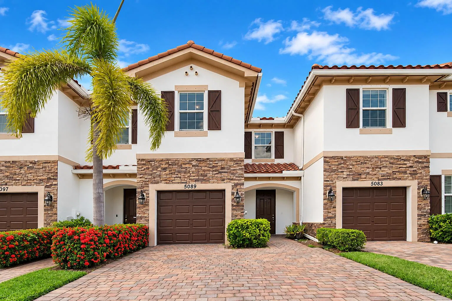 3 bed, 2.5 bath, 1542 sqft, $2,750 — Photo 1