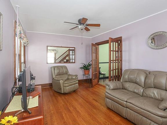 4th image of 20 Kendall Ave