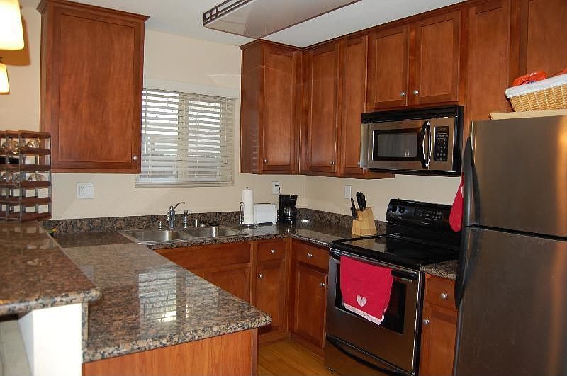 1st image of 205 Westlake Dr Unit 8
