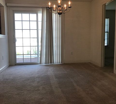 4th image of 1810 Merlot Dr #C