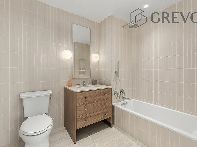 30-55 Vernon Blvd #6H — Photo 4