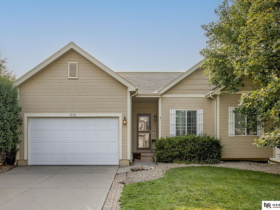 1st image of 10711 Winding River Dr