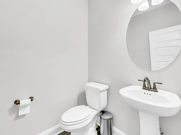 1436 Isaiah Dr — Photo 25