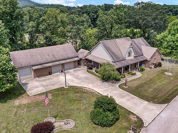 2nd image of 79 Creekside Dr