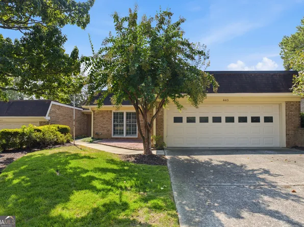 4413 Village Oaks Rdg, Dunwoody, GA 30338