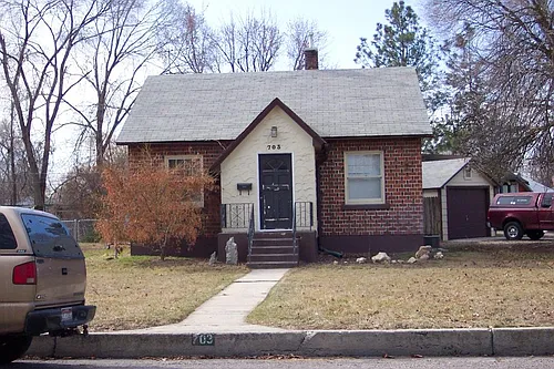703 9th St S Photo 1