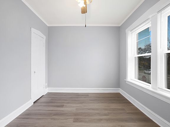 4th image of 1401 W 80th St #17934816