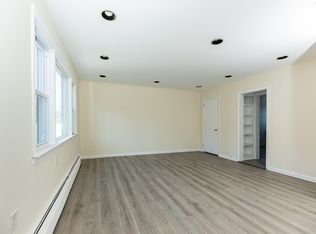 906 Kinderkamack Rd #2, River Edge, NJ 07661
