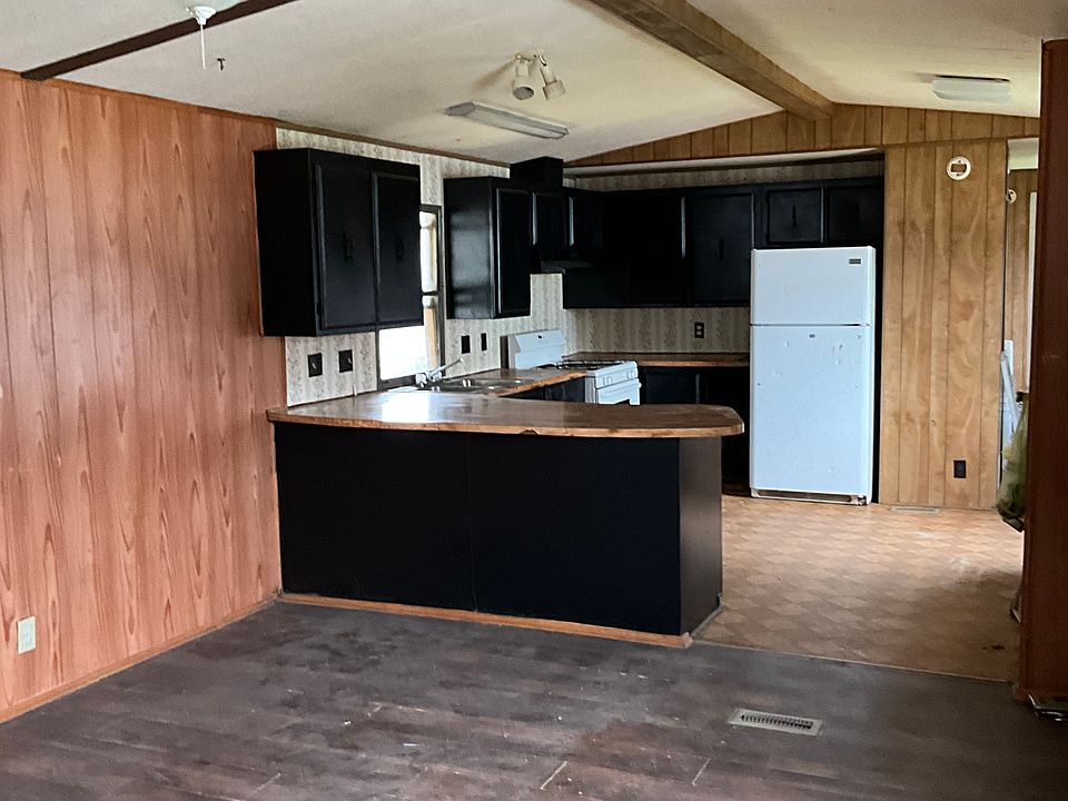 2nd image of 913 S Beech St #5-6