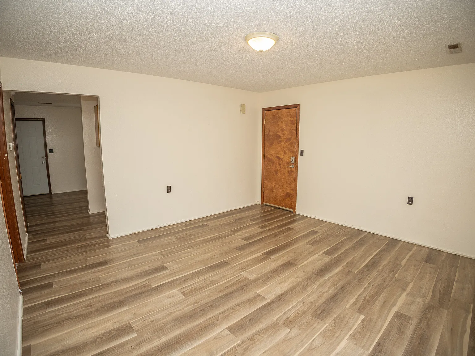 115 Traci Drive - 11 — Photo 3