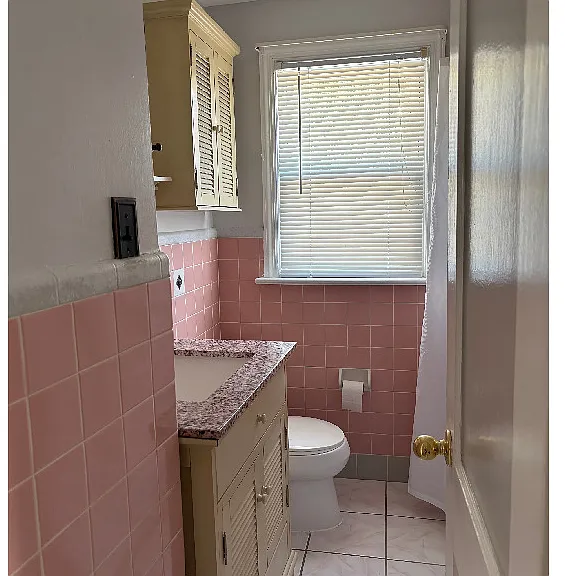 56 Hollister St — Photo 2