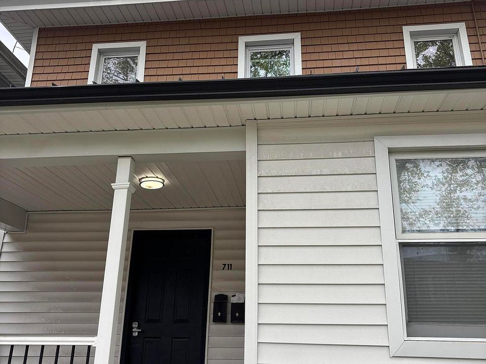 2nd image of 711 3rd Ave #2