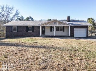 1011 Grand Center Rd, Chickamauga, GA 30707