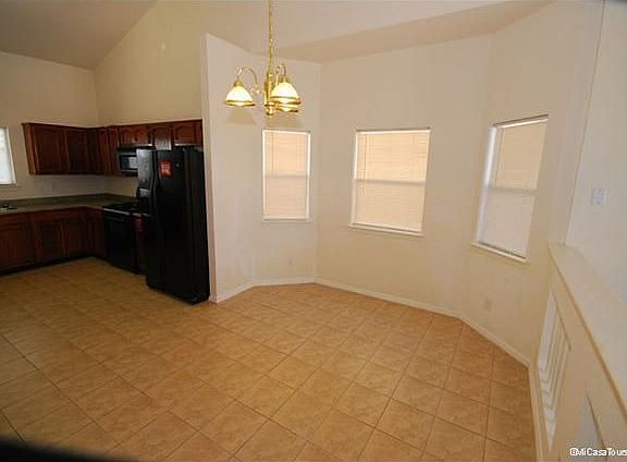 4th image of 868 Agave Park Ct