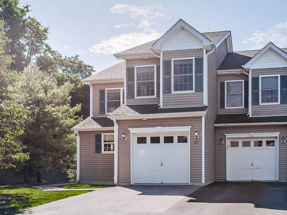 1st image of 310 Pinebrook Dr #310