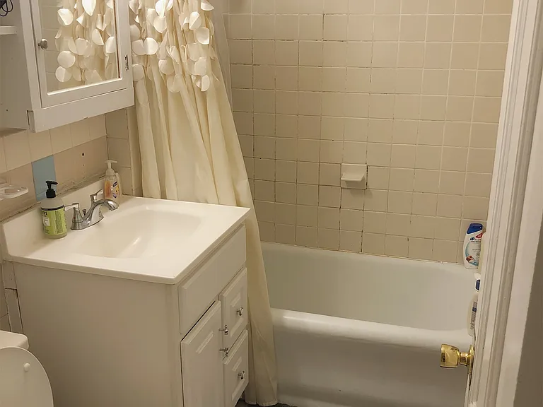 322 Western Ave #5 — Photo 17