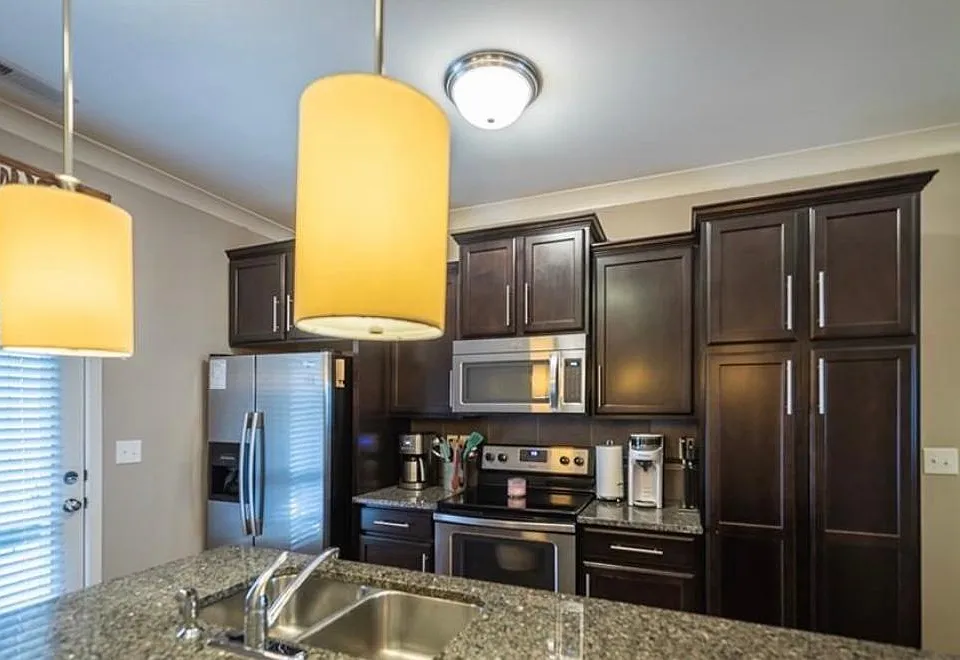 Eat in Kitchen