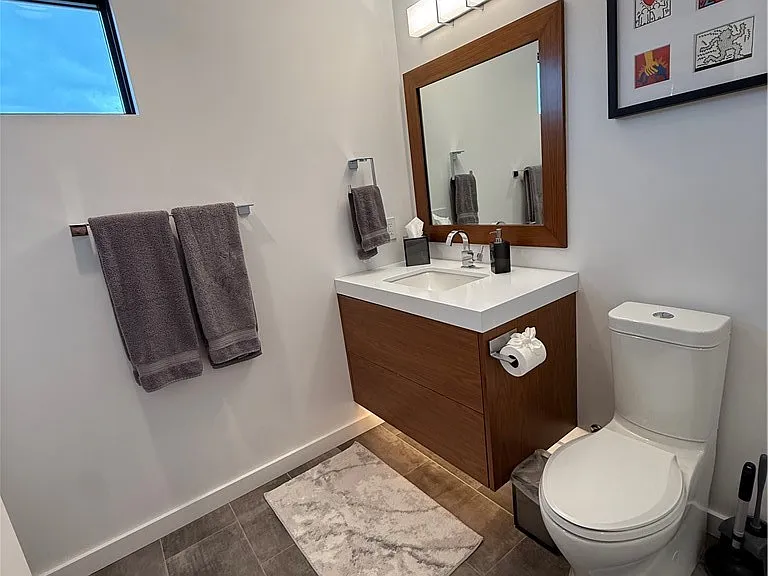 116 W Channel Islands Blvd — Photo 37