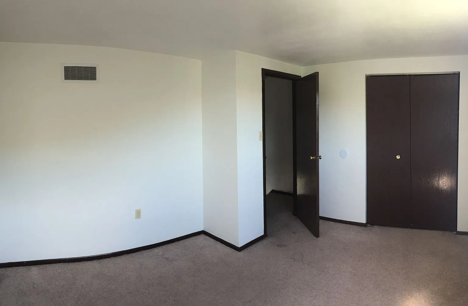 2 Bedroom Townhouse — Photo 4