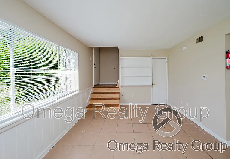 208 Rolling Mill St #7 — Photo 5