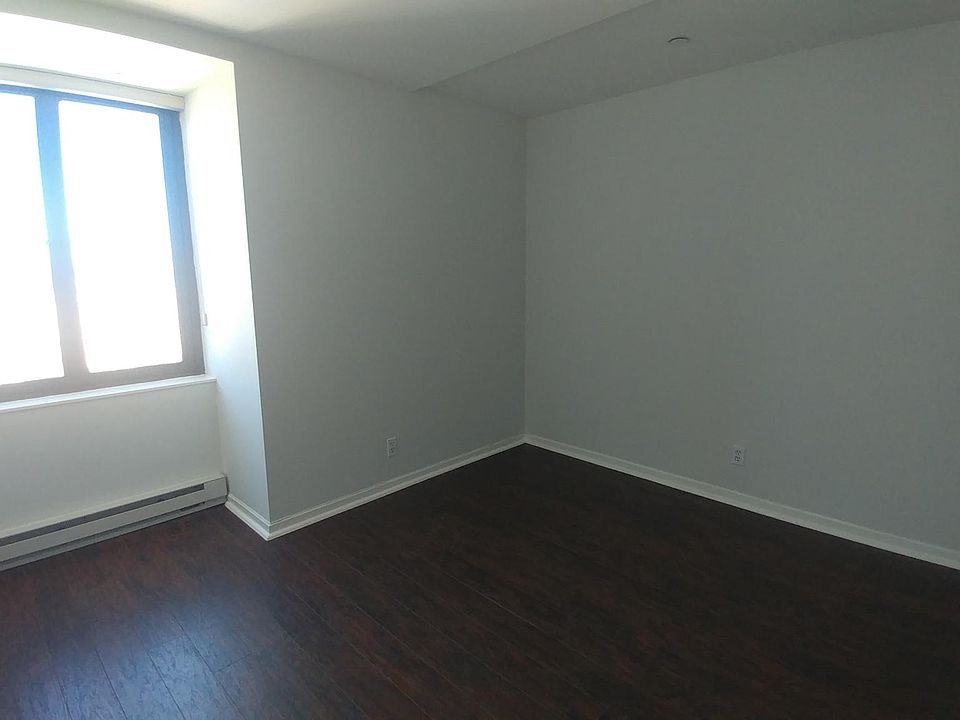 1st image of 1699 California St #706