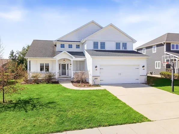 810 Sumac St, Oregon, WI 53575