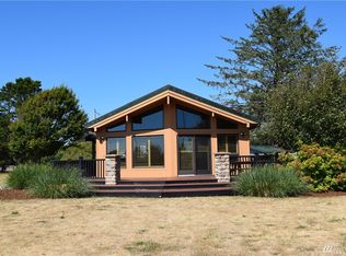 853 Agate Ct SW, Ocean Shores, WA 98569