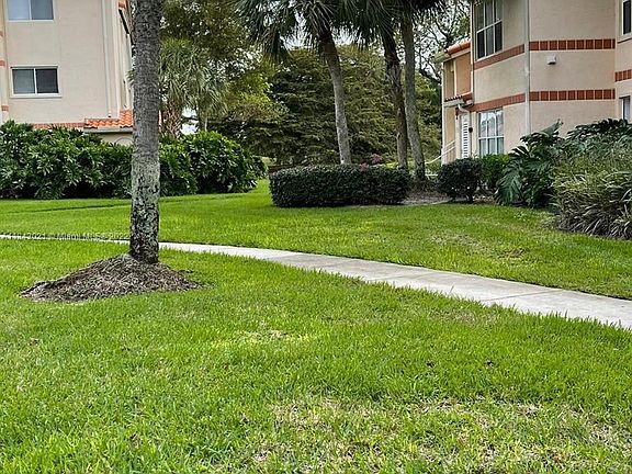 5th image of 3300 Pinewalk Dr N APT 1926