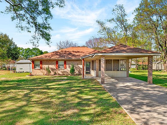 2nd image of 14 Hundley Rd