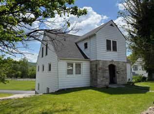 111 Rosedale Ave, Covington, VA 24426