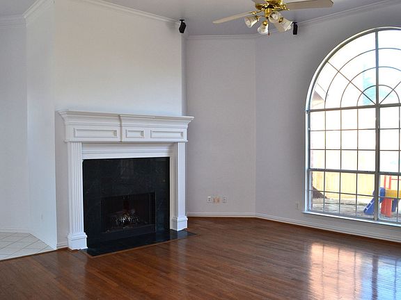 3rd image of 3609 Adavale Dr