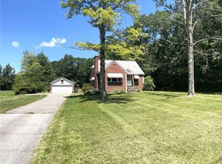 38295 Pettibone Rd, Solon, OH 44139