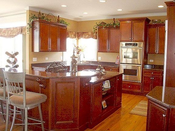 Kitchen Breakfast Bar