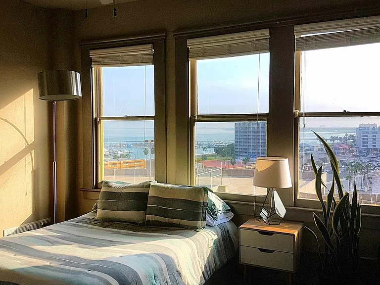 Nueces Lofts — Photo 16