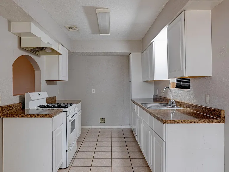 5102 Parsley St — Photo 13