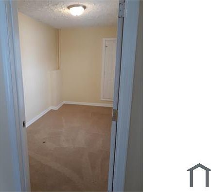 1st image of 1121 Crosby St