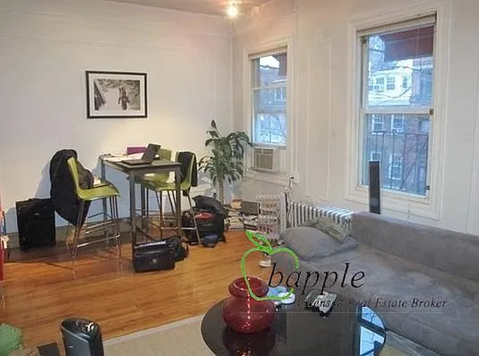 Rented by Bapple | media 28