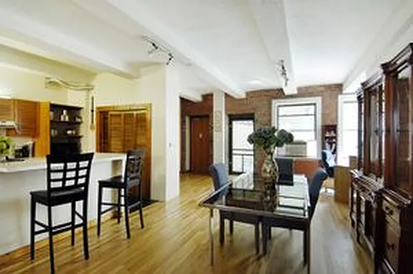 Sold by Douglas Elliman | media 15