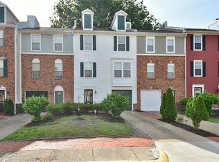 3010 Hayes Ln, Saint Louis, MO 63115