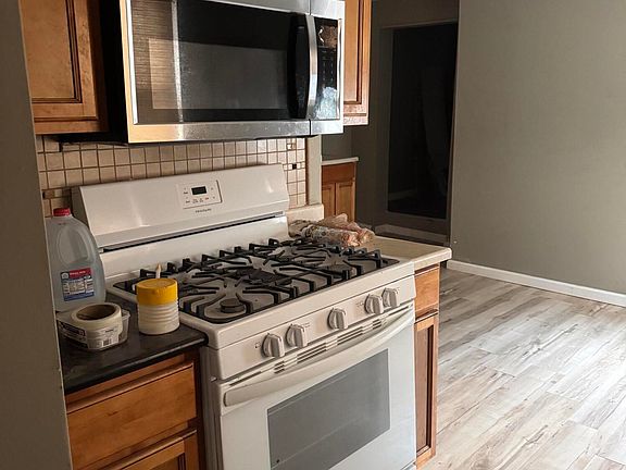 2nd image of 529 N 31st St
