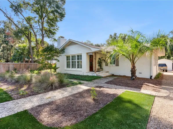 65 Maxwell Ave, Saint Simons Island, GA 31522